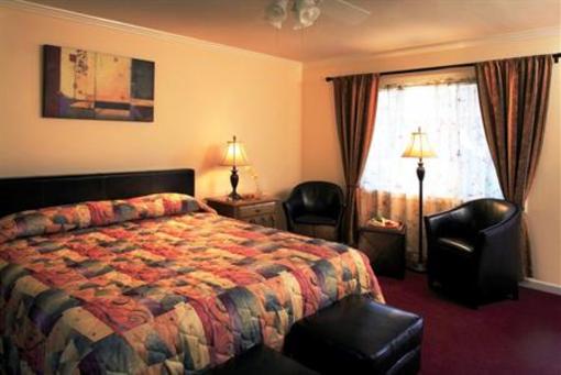 фото отеля Beach House Inn