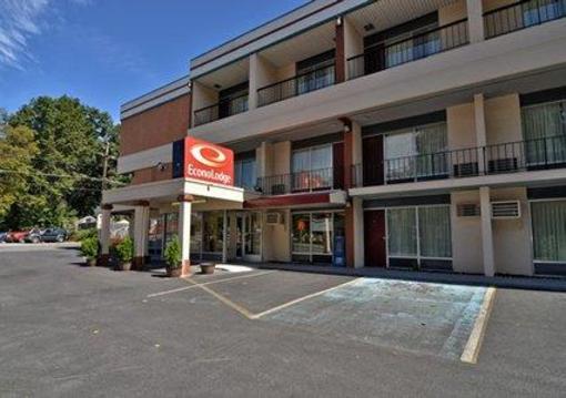 фото отеля Econo Lodge Stroudsburg