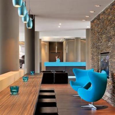 фото отеля Motel One Hamburg Airport