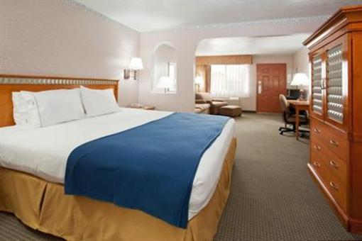 фото отеля Holiday Inn Express Albuquerque I-40 Eubank