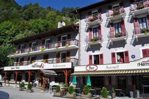 фото отеля Hotel L'Hermitage Thones