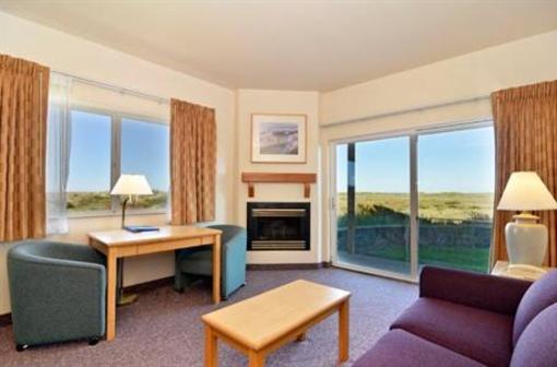 фото отеля Best Western Plus Lighthouse Suites Inn