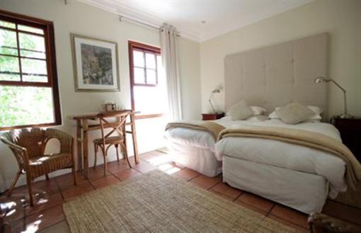 фото отеля 17 on Loader Guest House