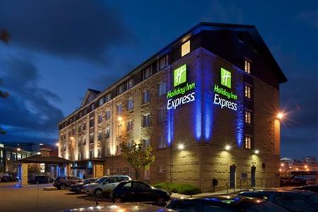 фото отеля Holiday Inn Express Edinburgh - Waterfront