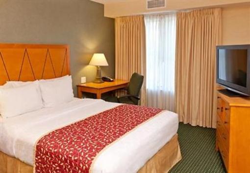 фото отеля Residence Inn Wayne
