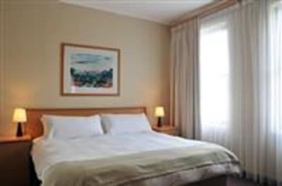 фото отеля The Breakwater Lodge