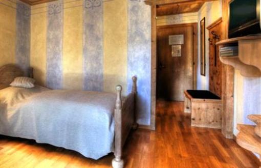 фото отеля Hotel La Perla Corvara in Badia