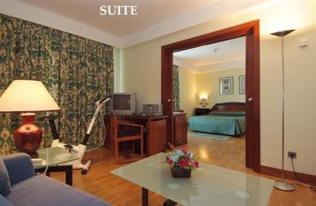 фото отеля Hotel Ciudad De Haro