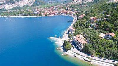 фото отеля Hotel Residence Nago-Torbole