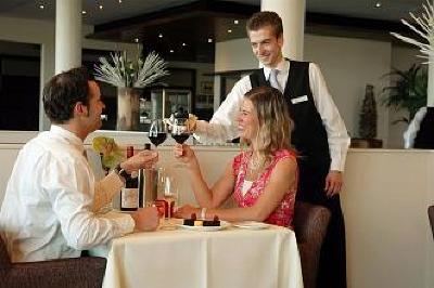 фото отеля Parkhotel Horst Hampshire Classic