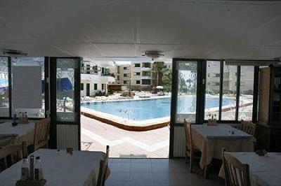 фото отеля Apartamentos Las Faluas