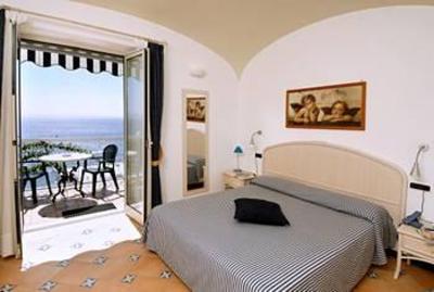 фото отеля Hotel Bellevue Suite Amalfi