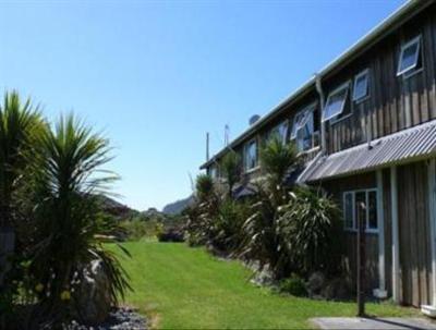 фото отеля Tairua Beach House