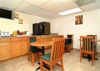 фото отеля Briarwood Inn Pine Bluff