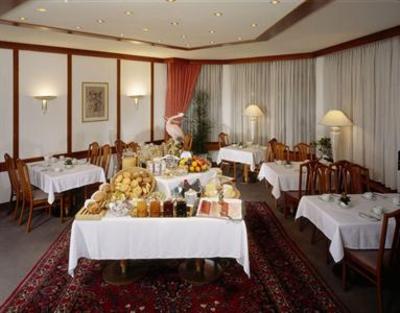 фото отеля Hotel Garni Reulein