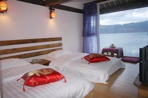 фото отеля Lugu Lake Nver Garden