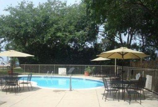 фото отеля Select Inn Lewisville