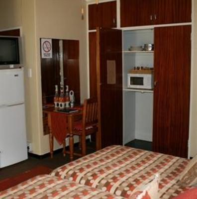 фото отеля Selati 103 Guest Cottages