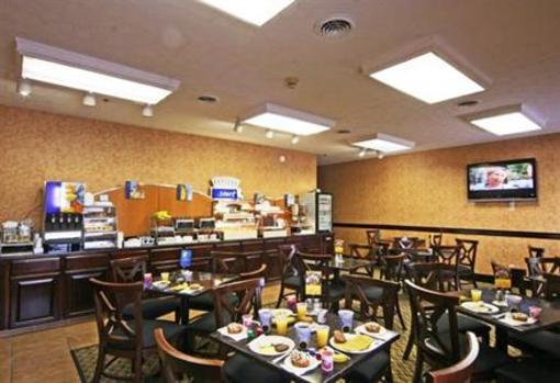 фото отеля Holiday Inn Express Dandridge