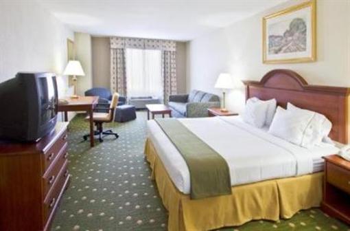 фото отеля Holiday Inn Express Hotel & Suites Live Oak