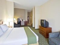 Holiday Inn Express Hotel & Suites Live Oak