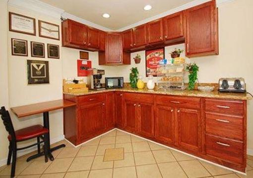 фото отеля Econo Lodge Goose Creek
