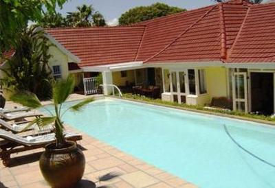 фото отеля Firmount Lodge Guest House Somerset West