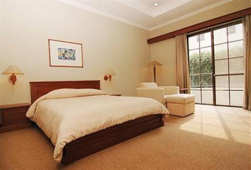 фото отеля Chandra Residence