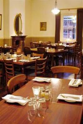 фото отеля Rose and Crown Hotel Perth