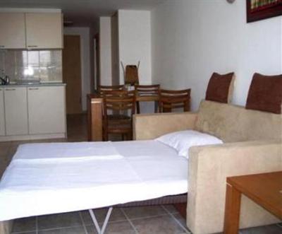 фото отеля Sunny Holiday Aparthotel