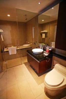 фото отеля Crowne Plaza West Hanoi Residences