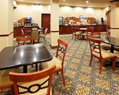 фото отеля Holiday Inn Express Hotel & Suites Sherman