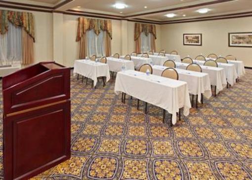 фото отеля Holiday Inn Express Hotel & Suites Sherman