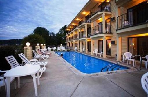 фото отеля Pointes North Resort Traverse City