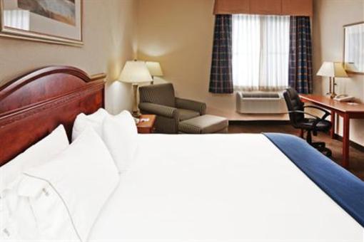 фото отеля Holiday Inn Express Owasso