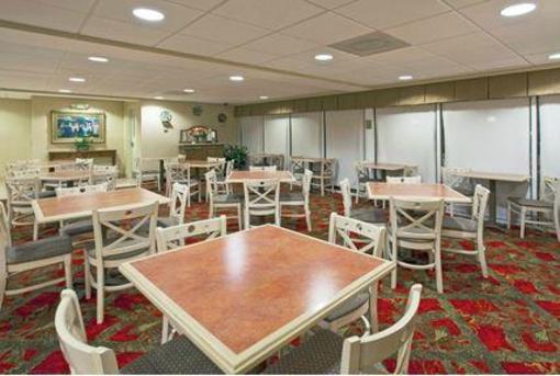 фото отеля Holiday Inn Express Gainesville I-75 SW