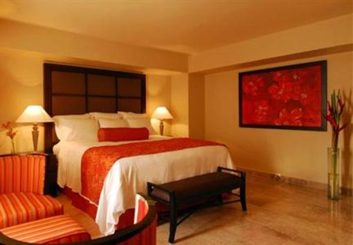 фото отеля CasaMagna Marriott Puerto Vallarta Resort & Spa