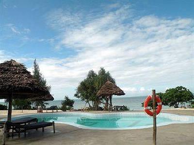 фото отеля Mbuyuni Beach Village