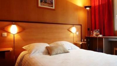 фото отеля Brit Hotel Le Kerhuon