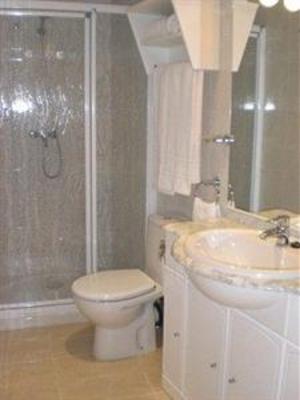 фото отеля Enginy Apartments Figueres