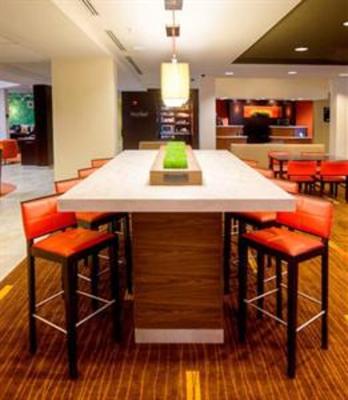 фото отеля Courtyard by Marriott Danbury