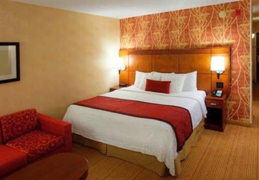 фото отеля Courtyard by Marriott Danbury