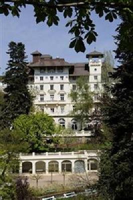 фото отеля Splendid Resort Chatel-Guyon