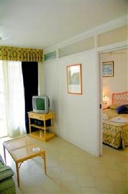 фото отеля Apartamentos Novelty