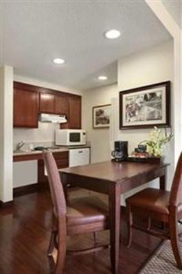 фото отеля Homewood Suites Wallingford-Meriden
