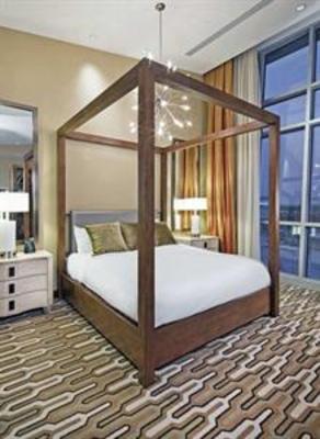 фото отеля Hilton Omaha