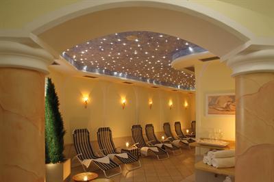 фото отеля Sonnenburg Hotel Merano