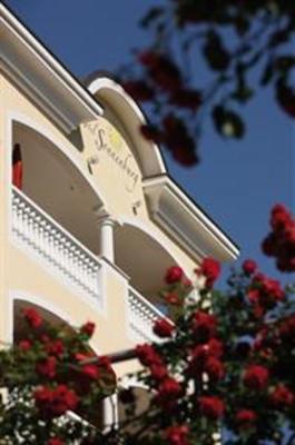 фото отеля Sonnenburg Hotel Merano