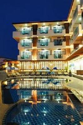 фото отеля First Residence Hotel