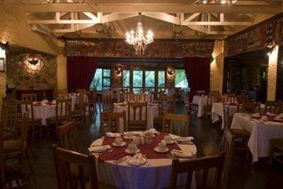 фото отеля Misty Hills Country Hotel
